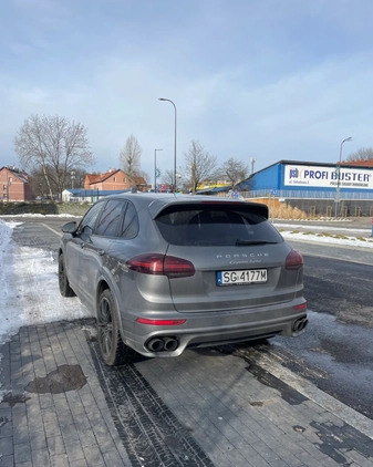 Porsche Cayenne cena 221400 przebieg: 196500, rok produkcji 2015 z Gliwice małe 29